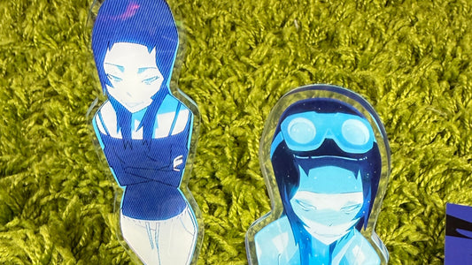 6" e-girl + bathwater standee